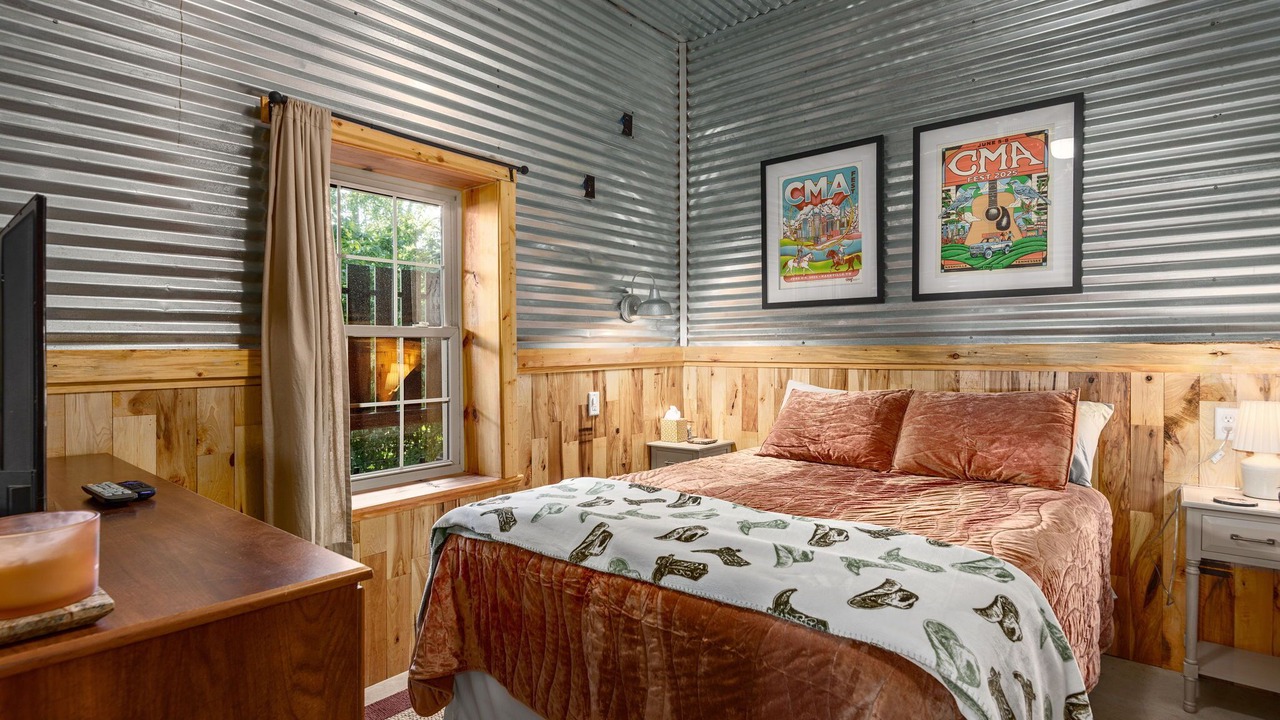 Photo of Bedroom in Maggie Valley