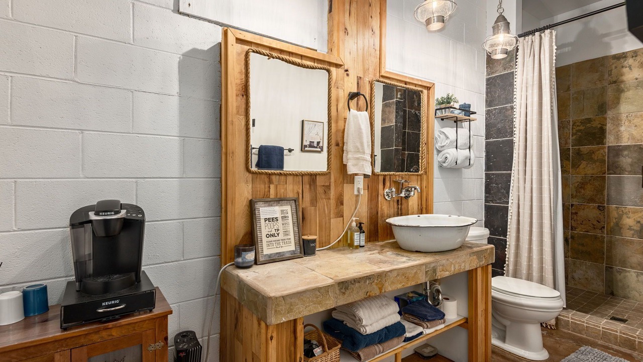 Photo of Bathroom in Maggie Valley