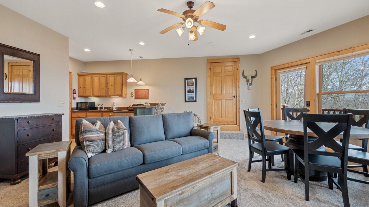 Photo of Livingroom in Waynesville