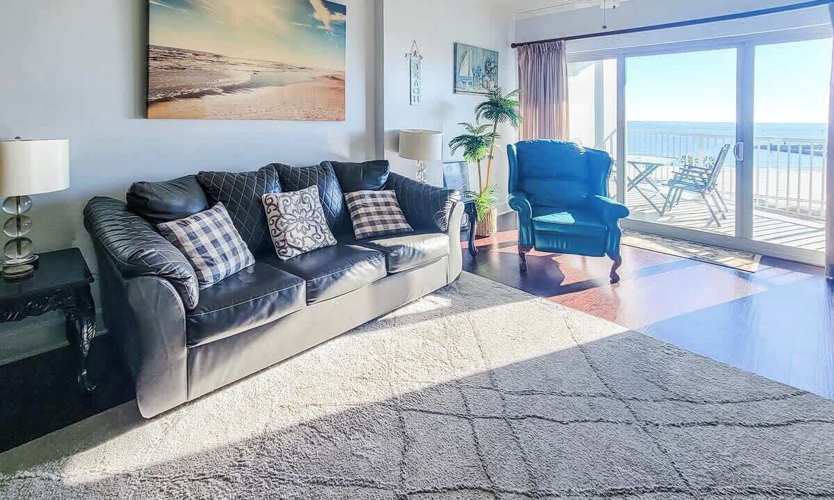 Photo of Livingroom in Biloxi