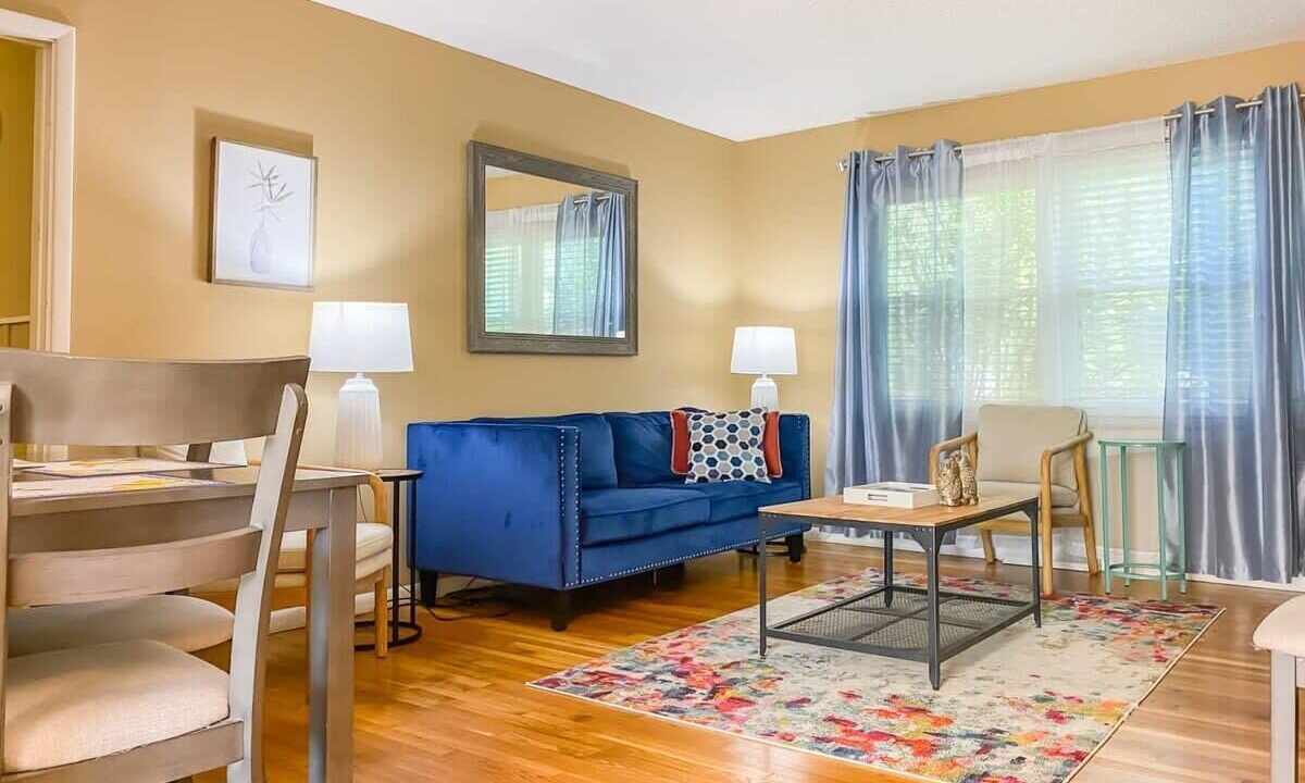 Photo of Livingroom in Madison