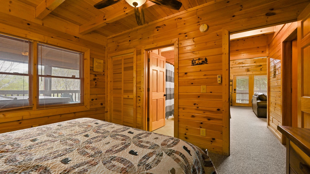 Photo of Bedroom in Sevierville