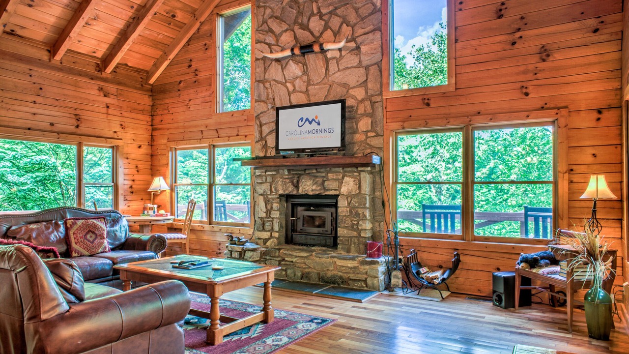 Photo of Livingroom in Waynesville