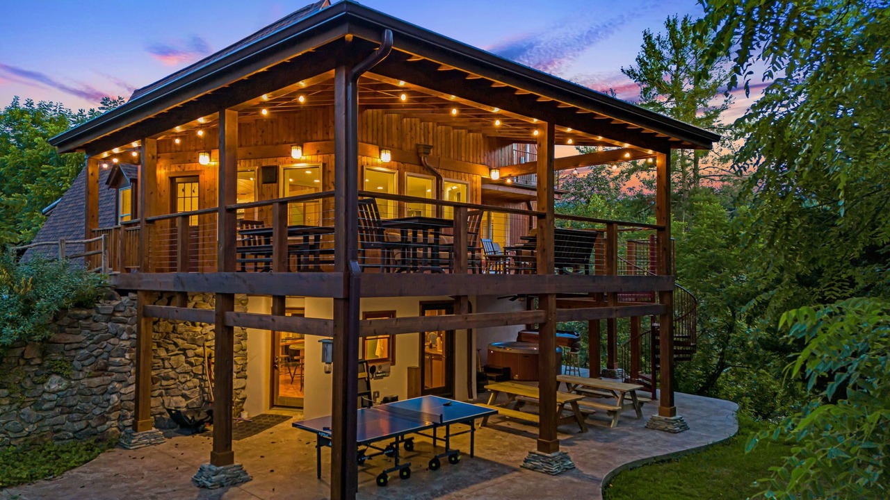 Photo of Outdoor in Weaverville