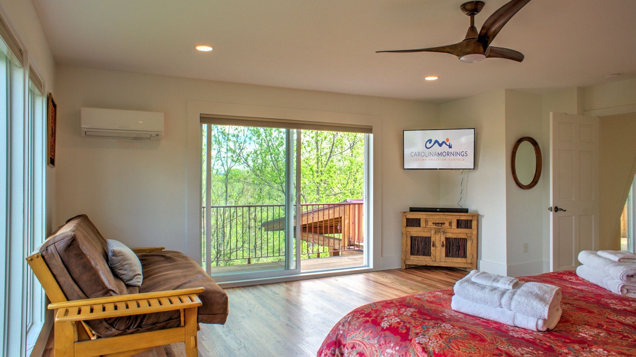 Photo of Patio Balcony in Weaverville