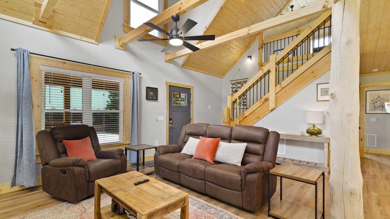 Photo of Livingroom in Maggie Valley