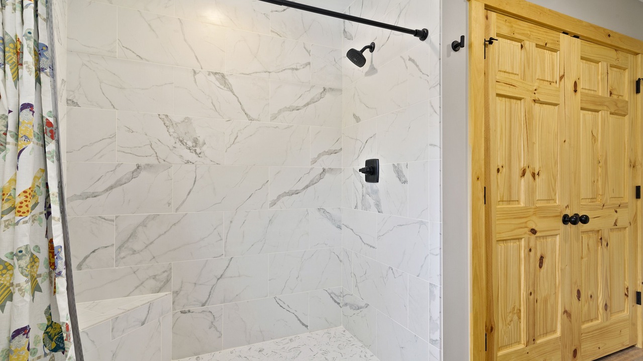 Photo of Bathroom in Maggie Valley
