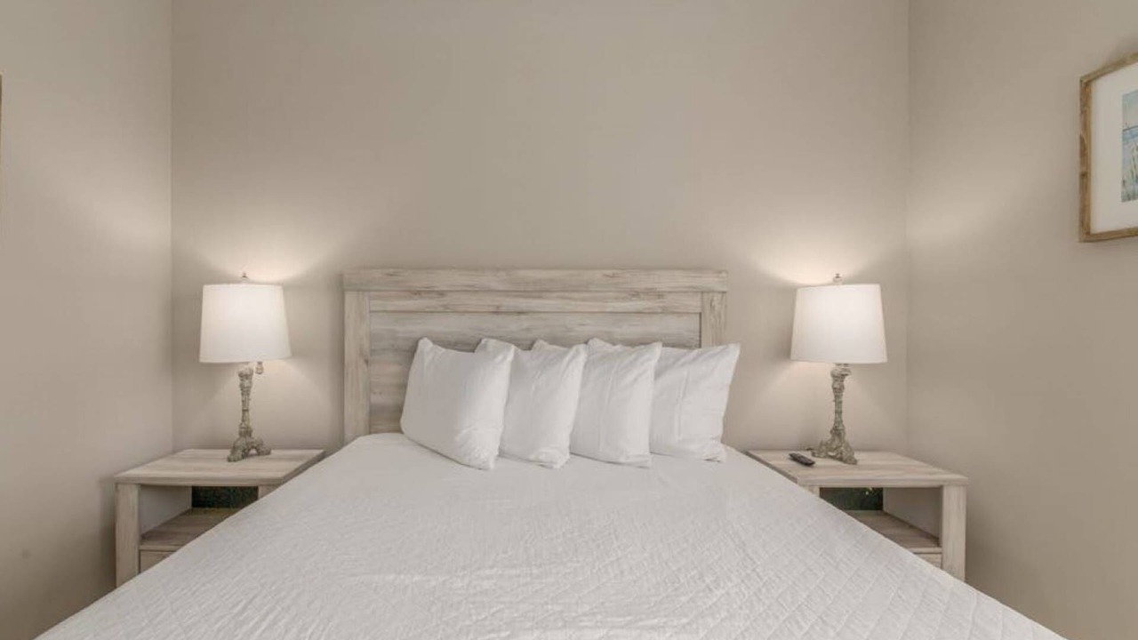 Photo of Bedroom in Ono Island