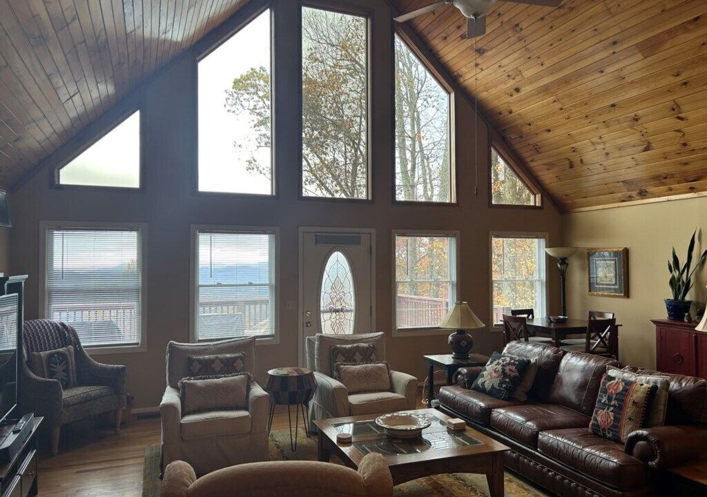 Photo of Bedroom in Waynesville