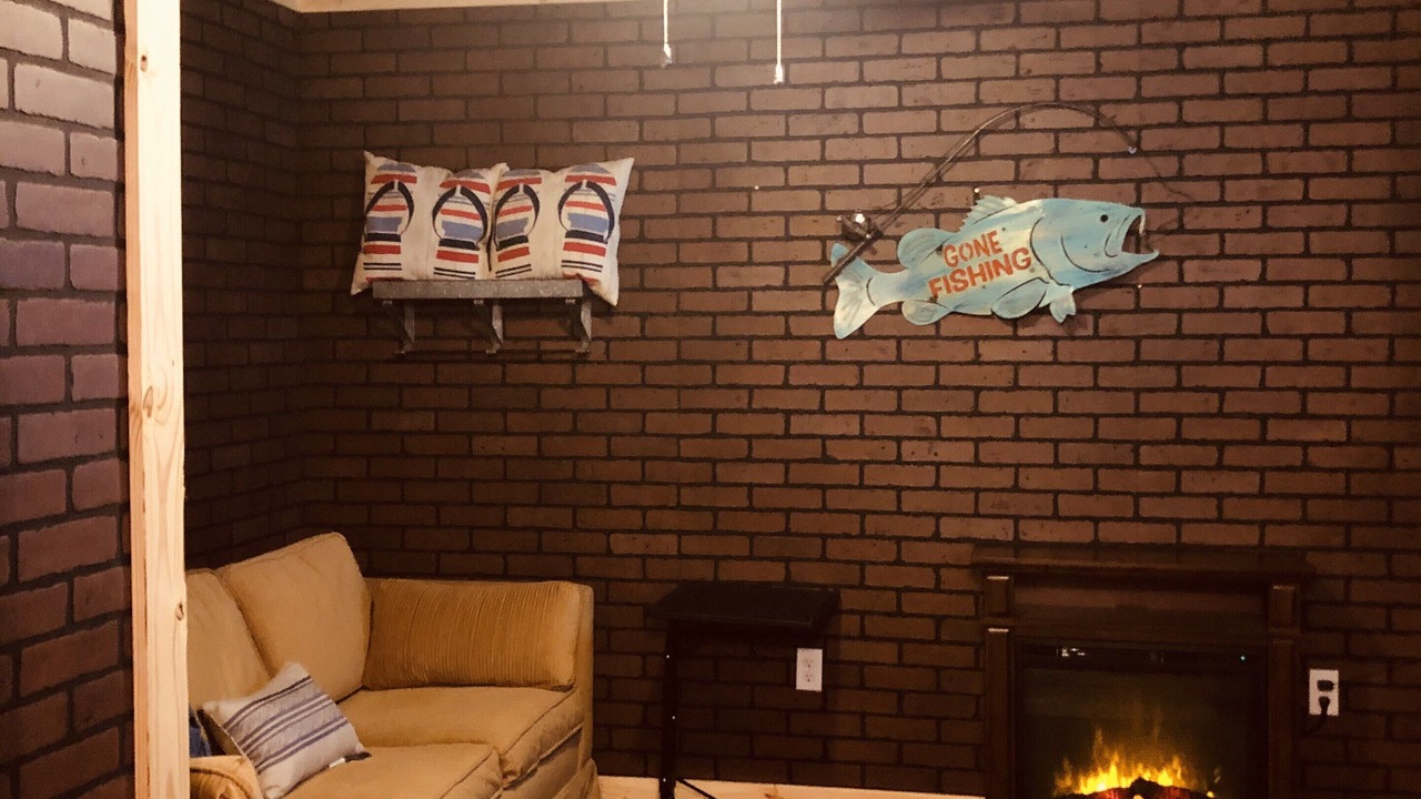 Photo of Livingroom in Guntersville