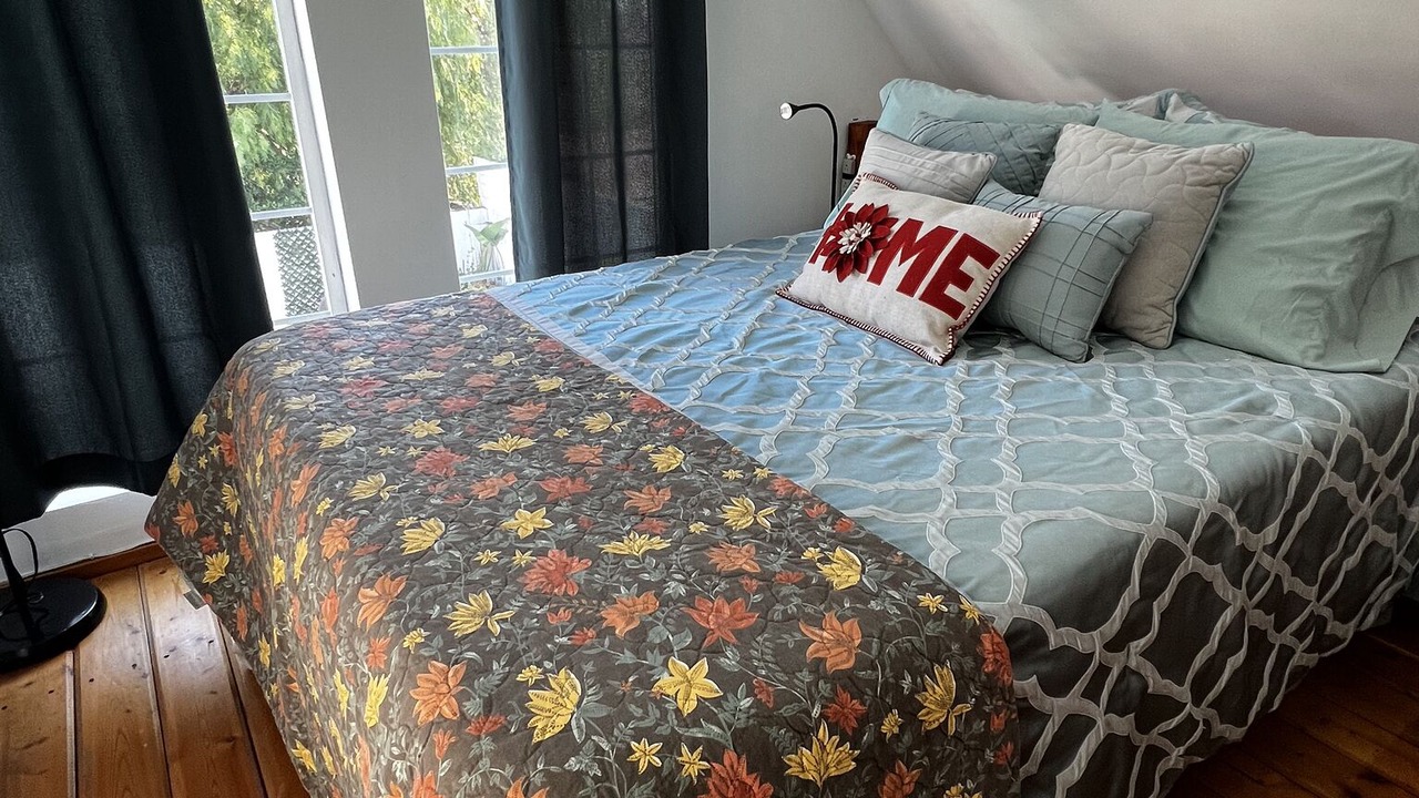 Photo of Bedroom in Burbank