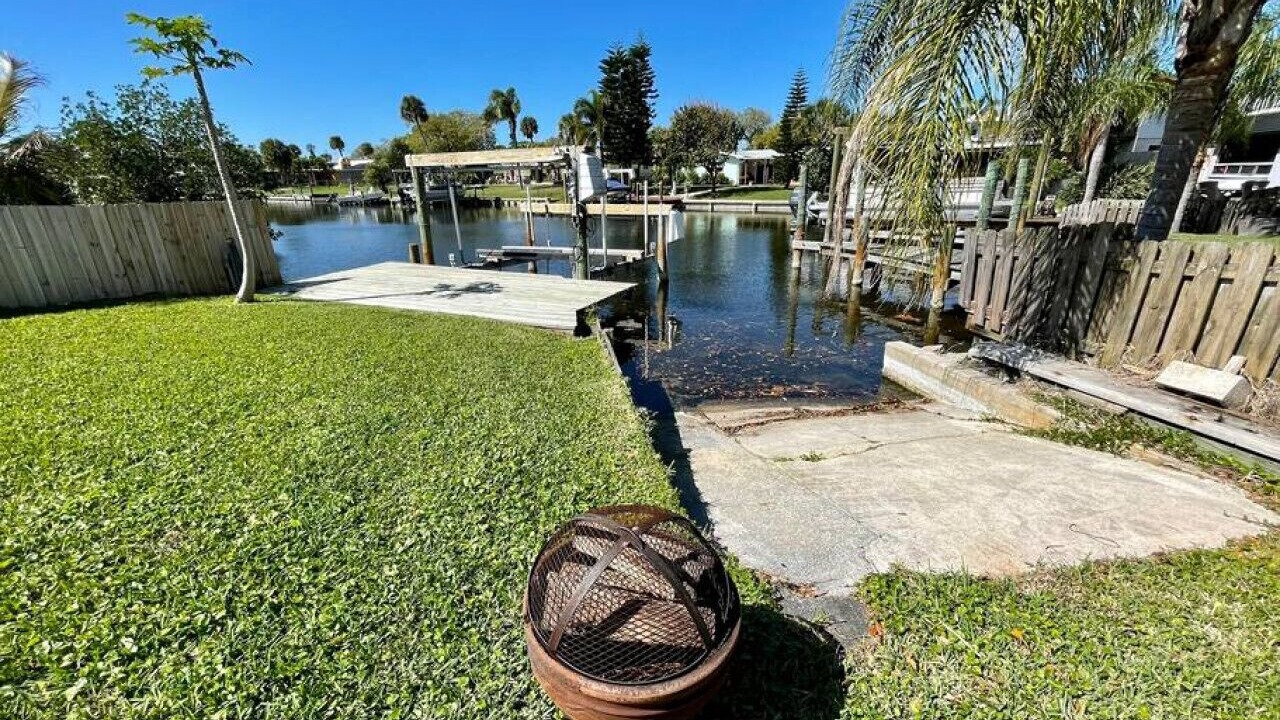 Photo of Others in Cocoa Isles