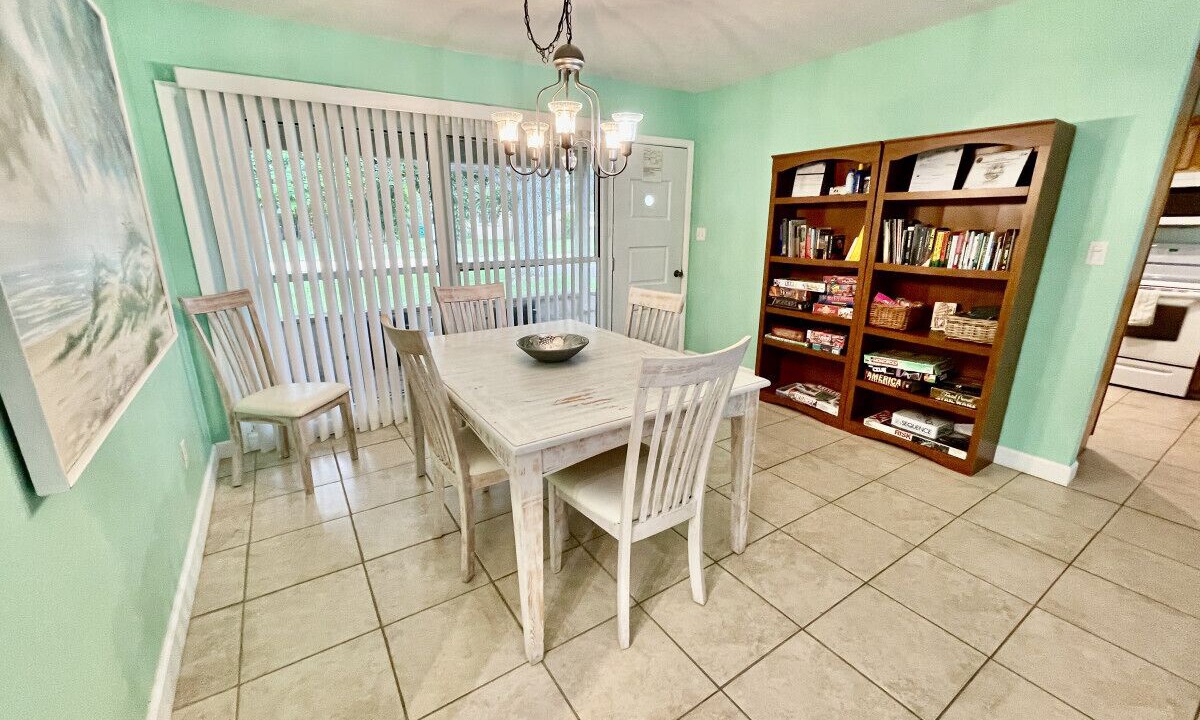 Photo of Others in Cocoa Isles