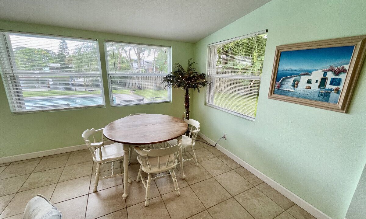 Photo of Bedroom in Cocoa Isles