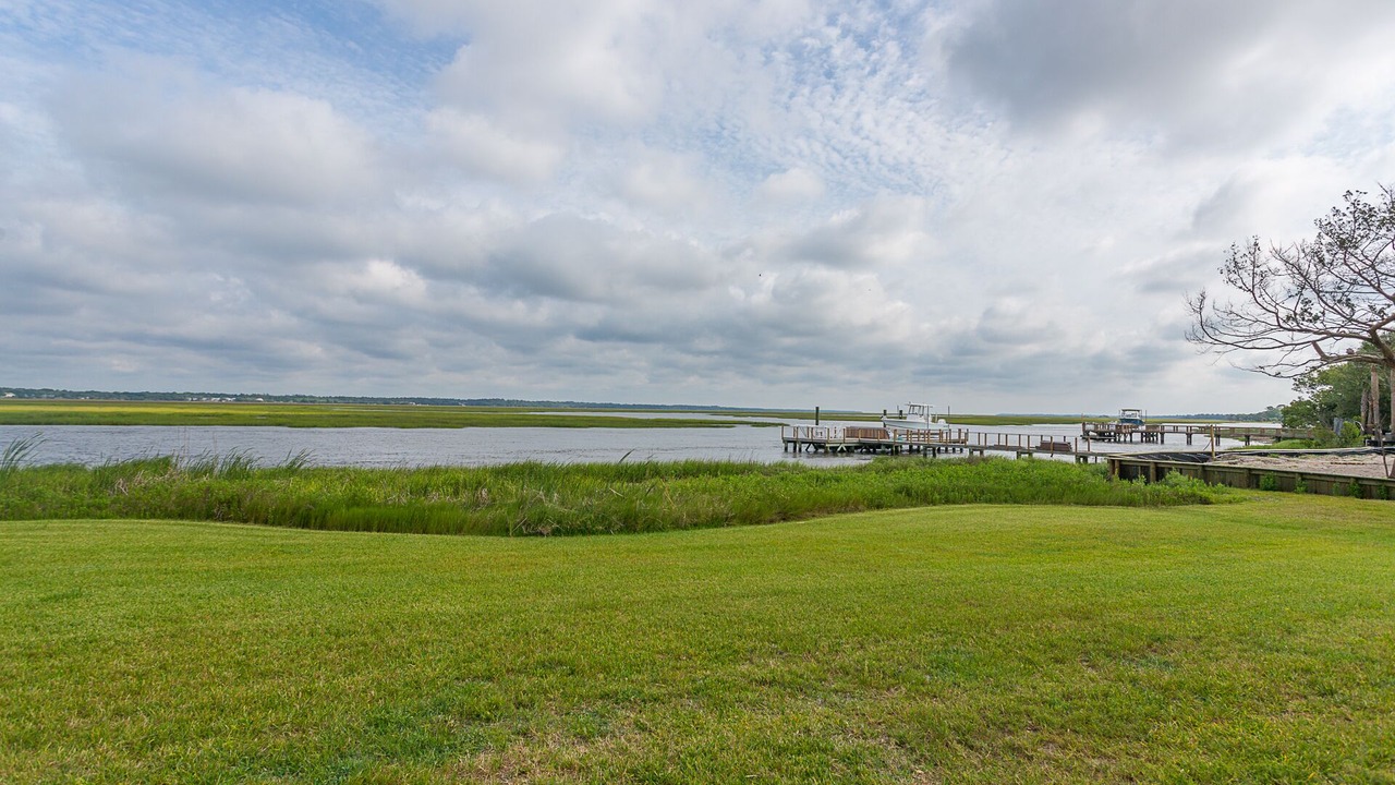 Photo of Others in Sea Island