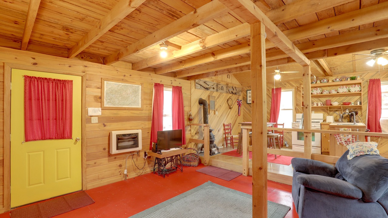 Photo of Livingroom in Hot Springs