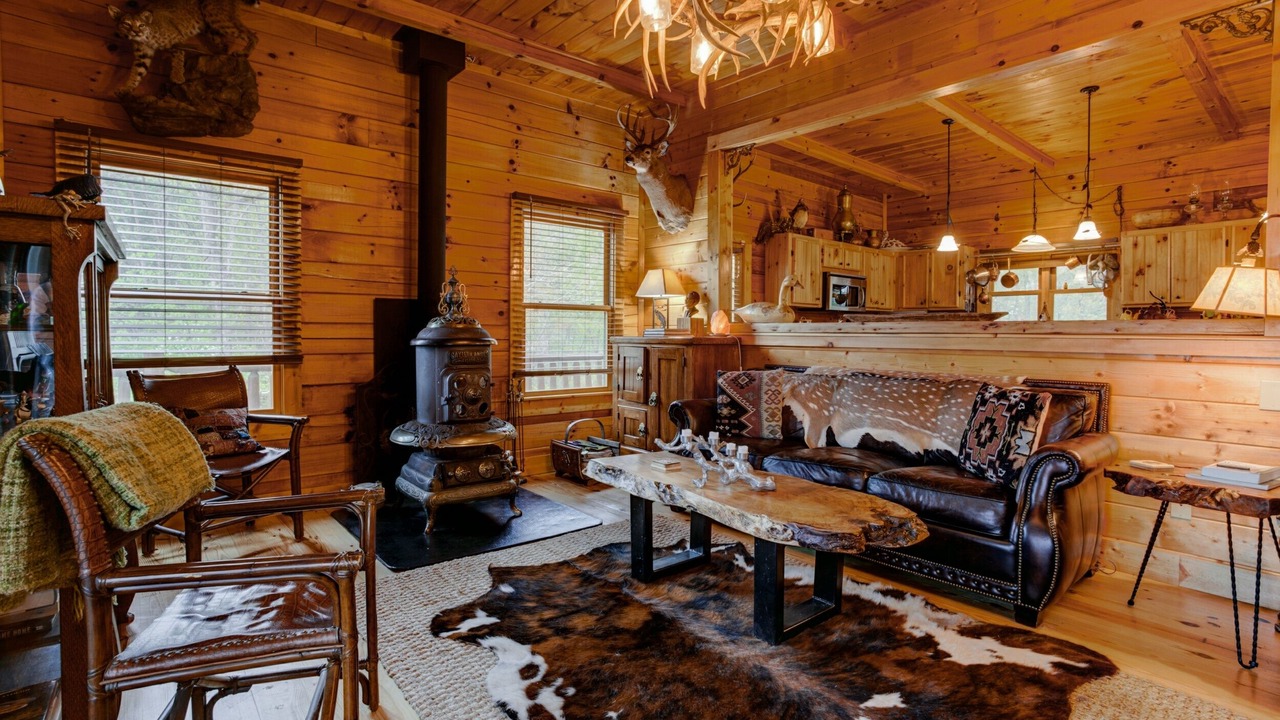 Photo of Livingroom in Marshall