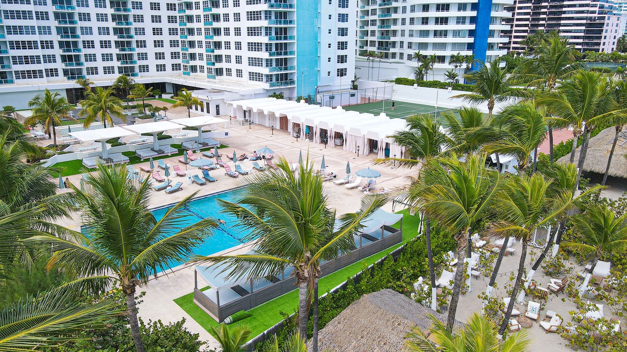 Photo of Outdoor in Mid Beach