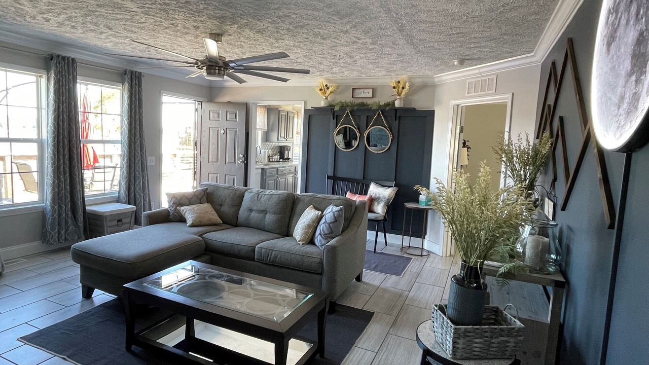 Photo of Livingroom in Dandridge