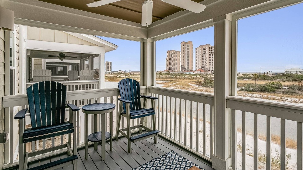 Photo of Patio Balcony in Ono Island