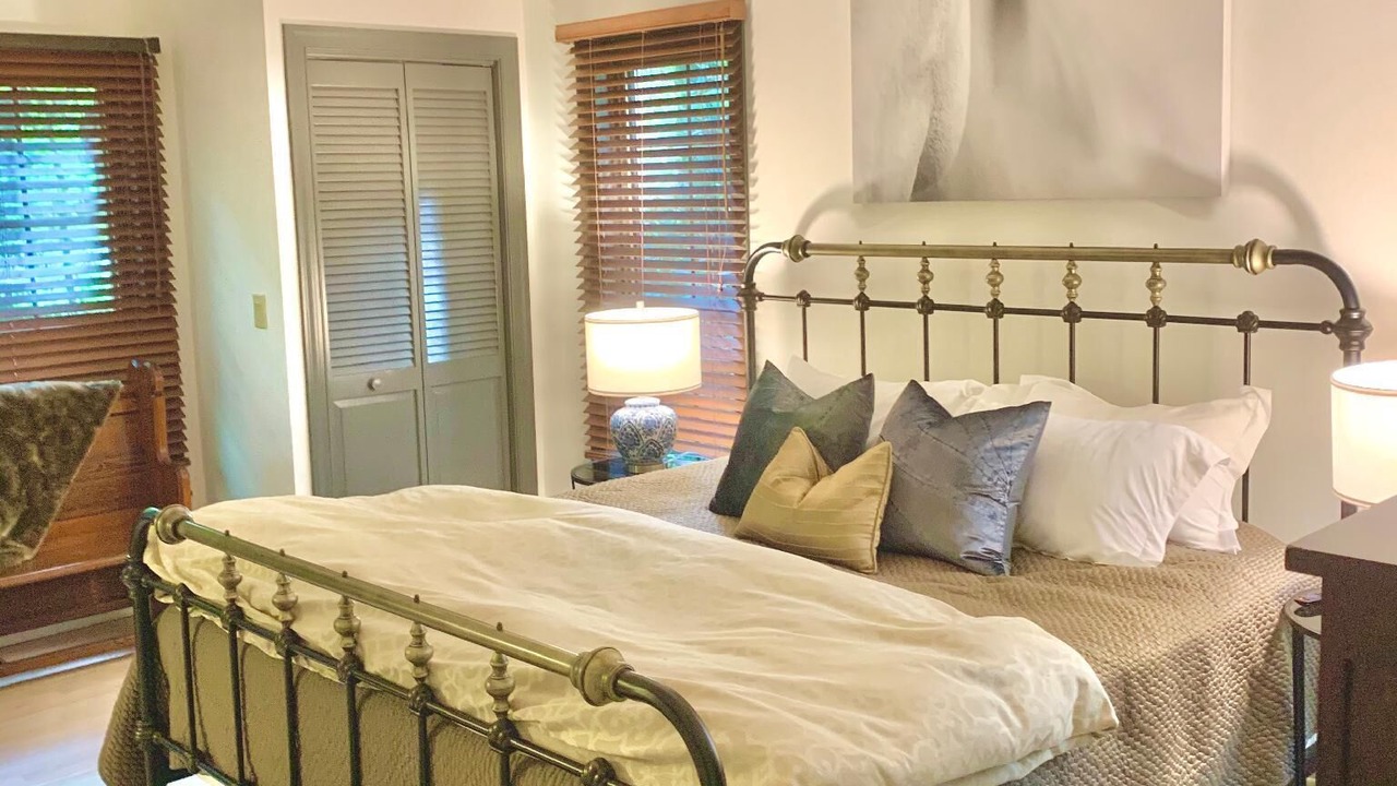Photo of Bedroom in Lake Toxaway