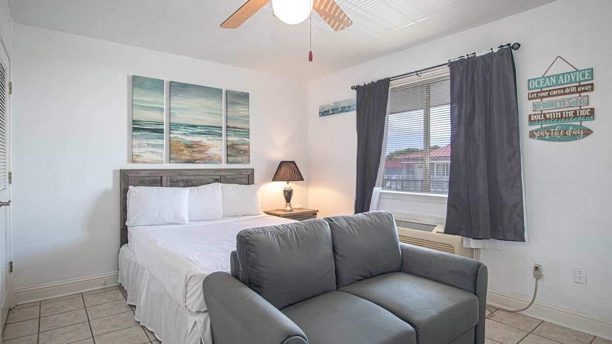 Photo of Bedroom in Biloxi