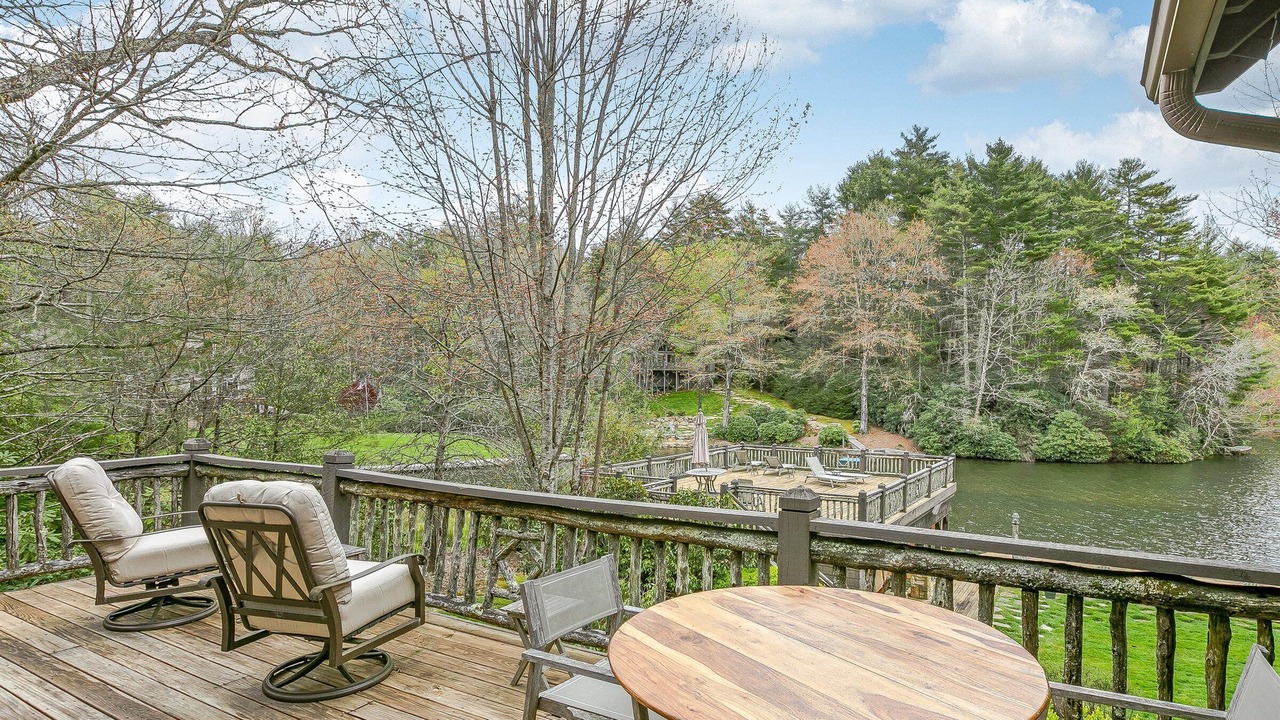 Photo of Outdoor in Lake Toxaway