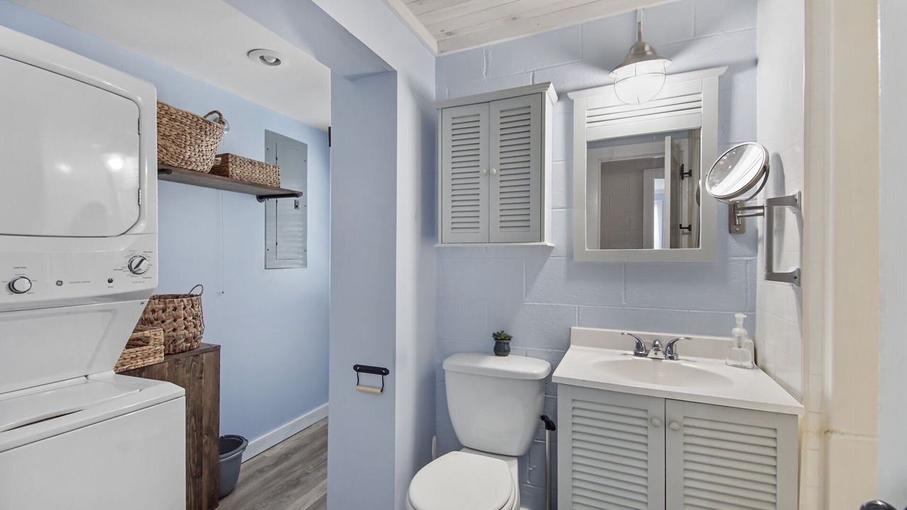 Photo of Bathroom in Laguna Beach
