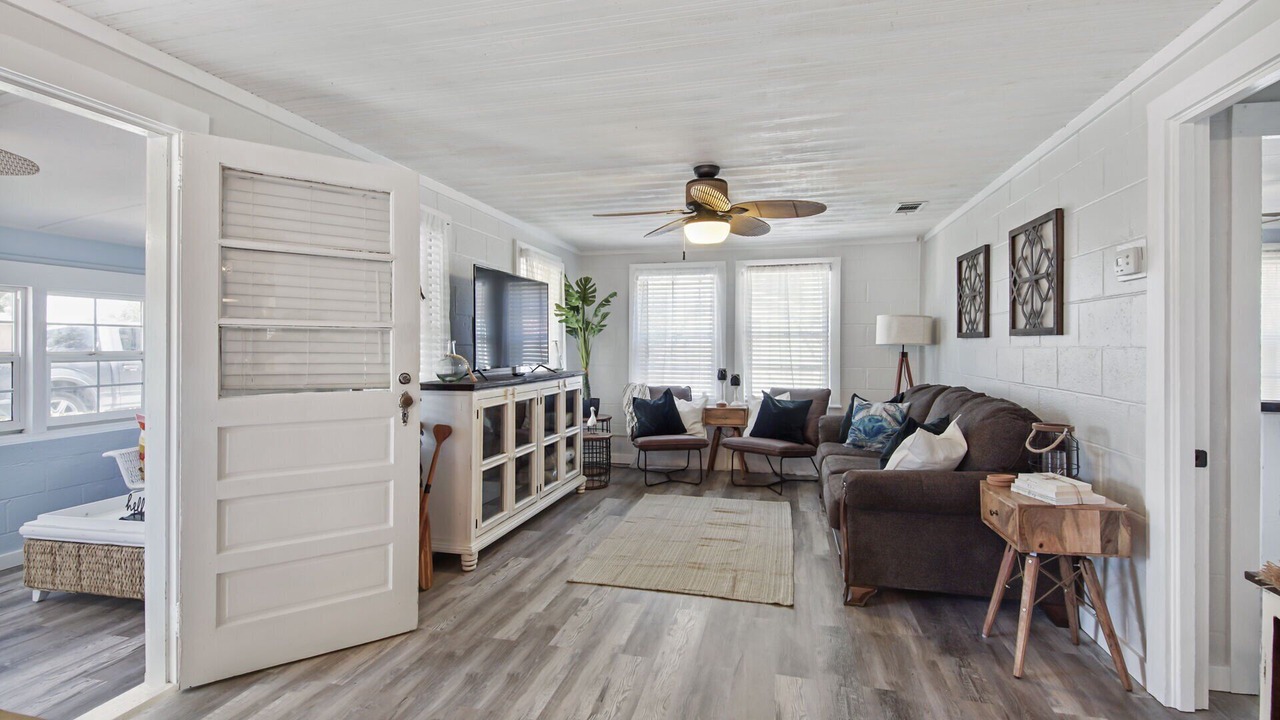 Photo of Livingroom in Laguna Beach