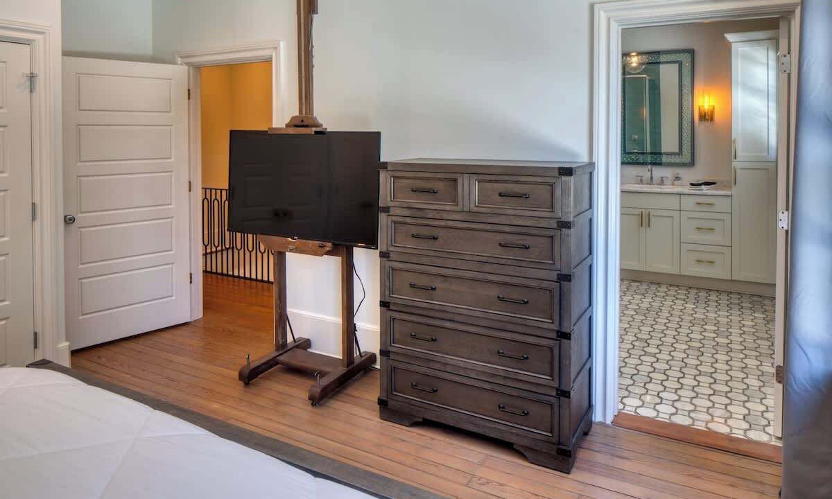 Photo of Bedroom in Hitch Village - Fred Wessels Homes