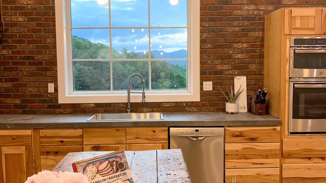 Photo of Kitchen in Marshall