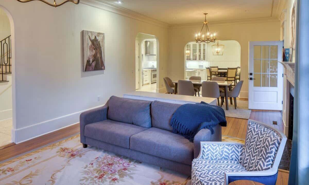 Photo of Livingroom in Hitch Village - Fred Wessels Homes