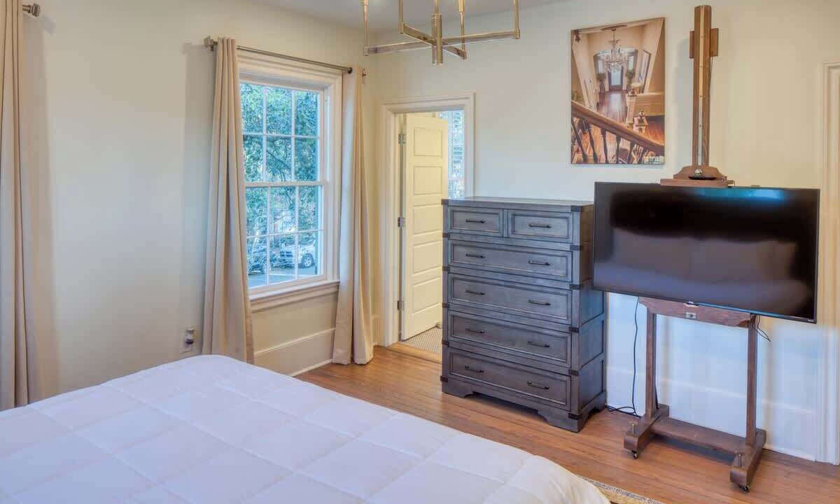 Photo of Bedroom in Hitch Village - Fred Wessels Homes