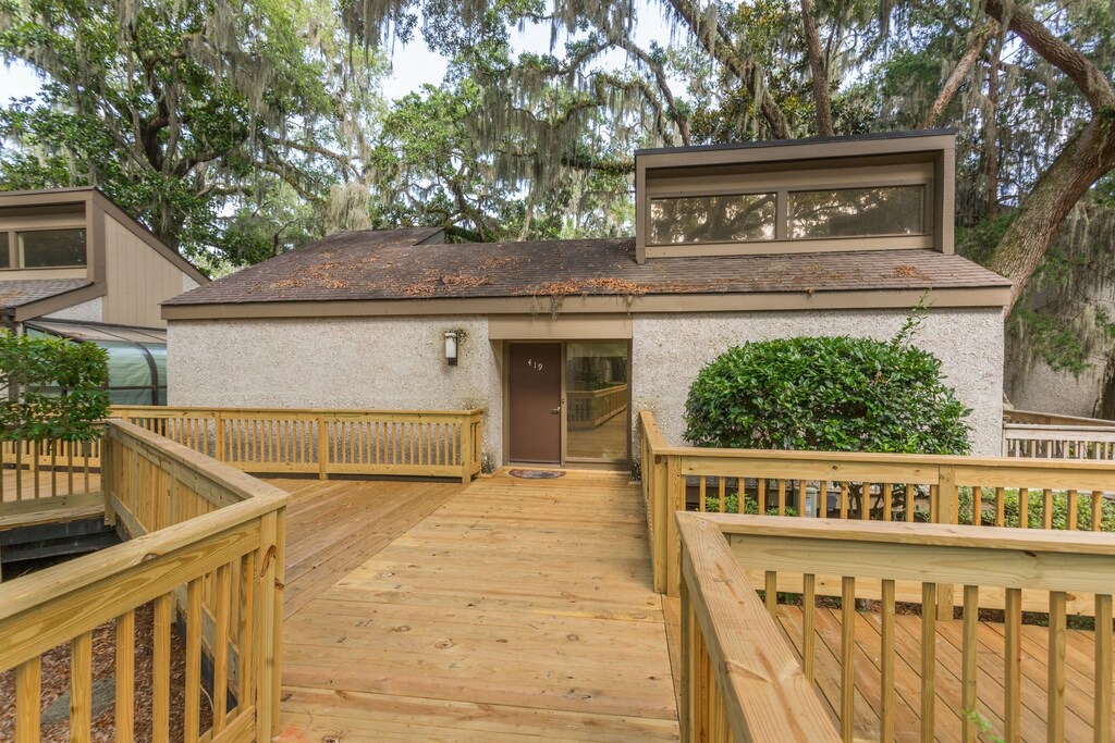 Photo of Buildings in St. Simons Island