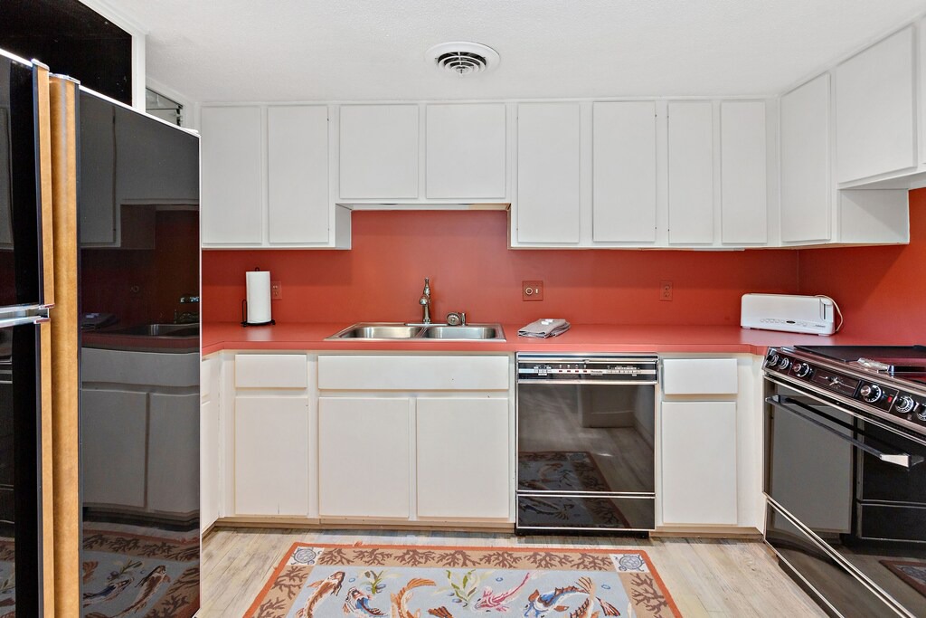 Photo of Kitchen in St. Simons Island