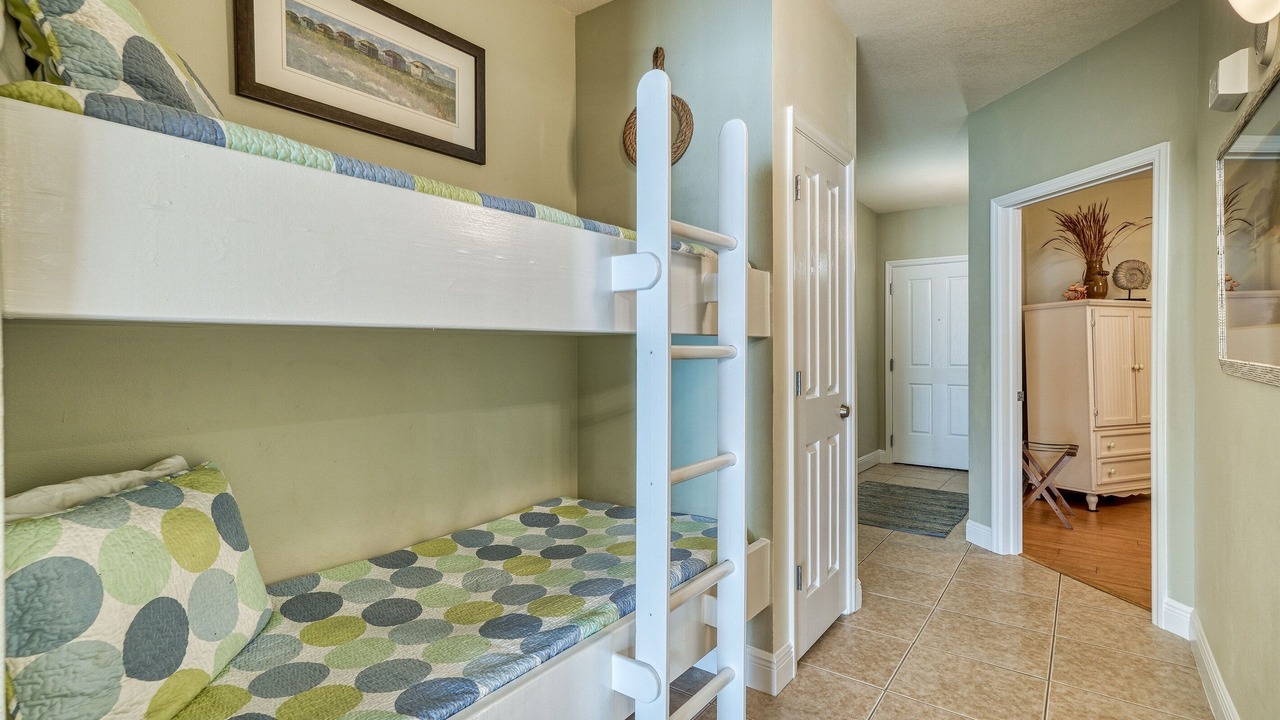 Photo of Bedroom in Miramar Beach