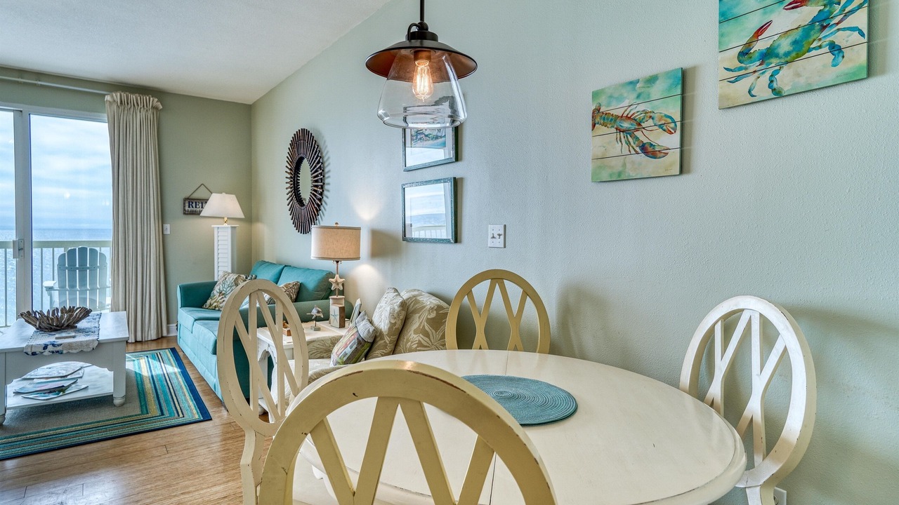 Photo of Livingroom in Miramar Beach