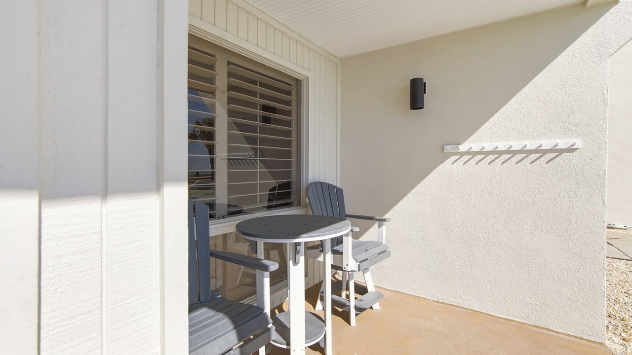 Photo of Patio Balcony in Fort Bay