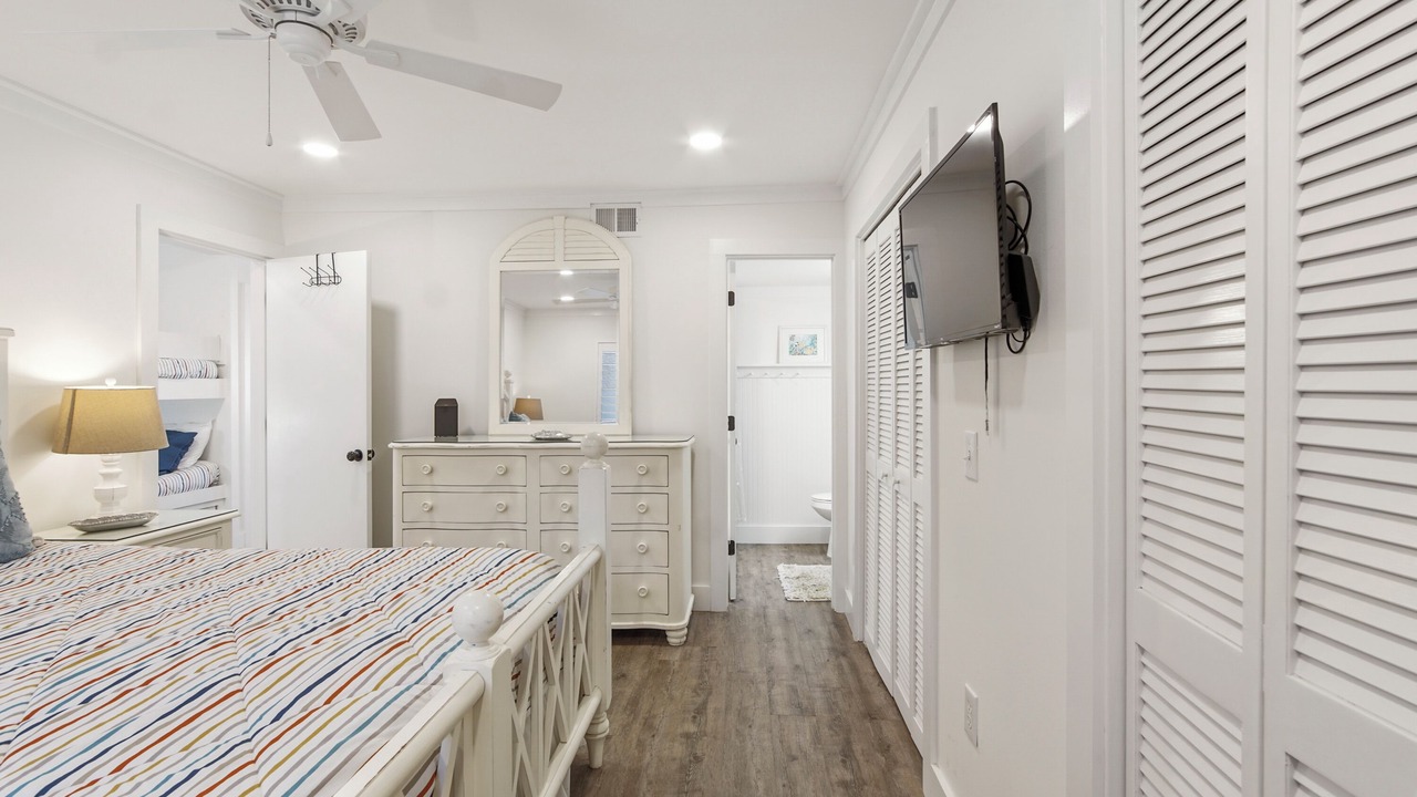 Photo of Bedroom in Fort Bay