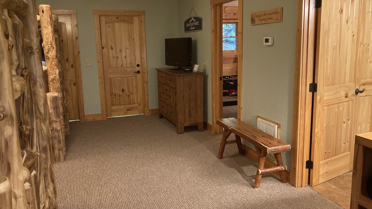 Photo of Bedroom in Cataloochee Ranch