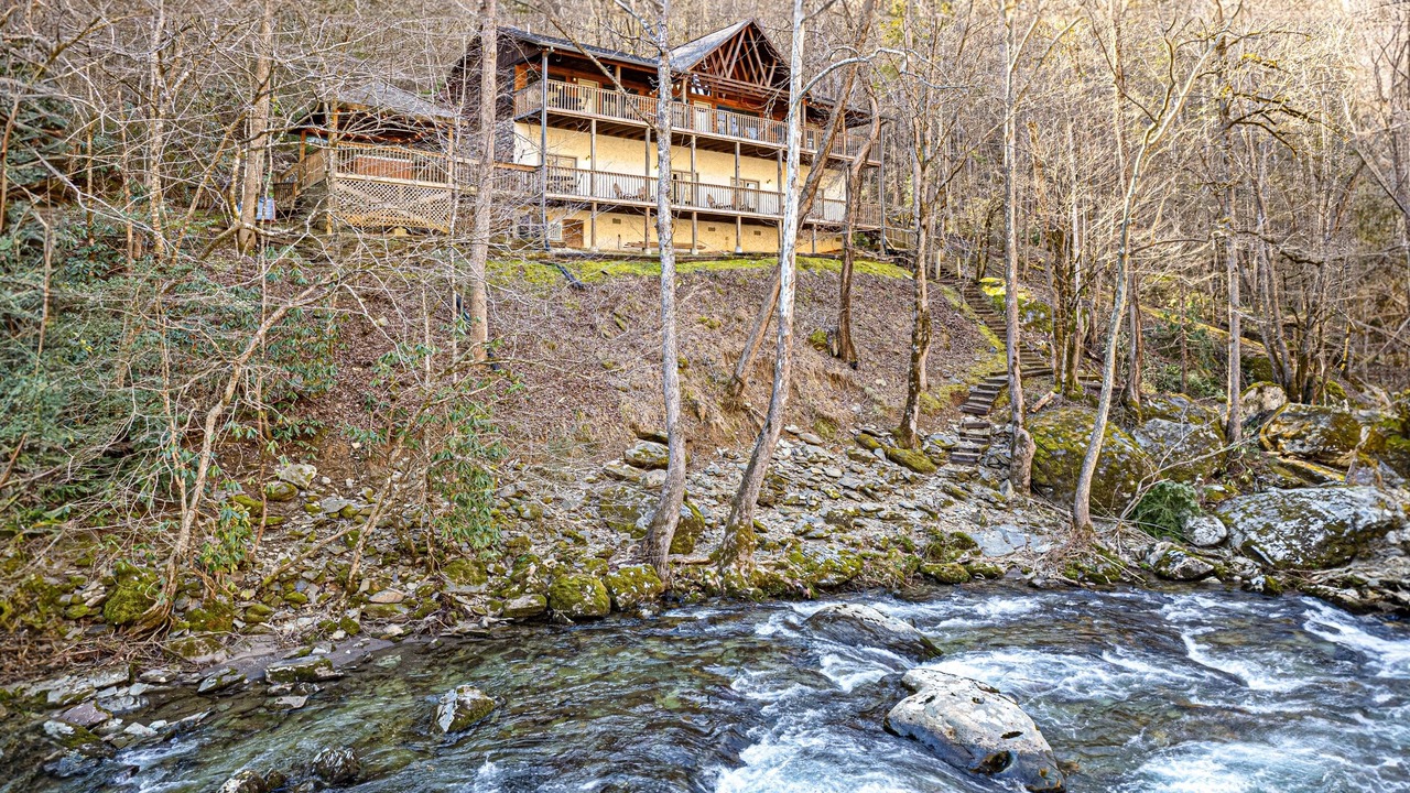 Photo of Others in Sevierville