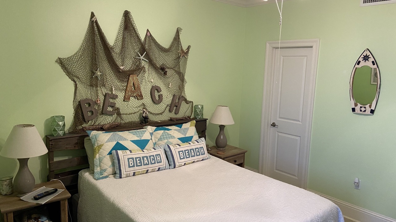 Photo of Bedroom in Dauphin Island