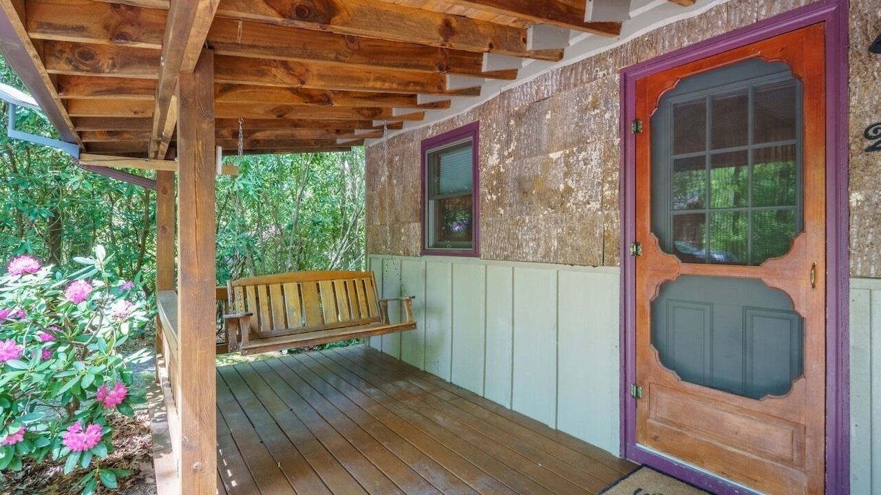Photo of Patio Balcony in Linville Falls