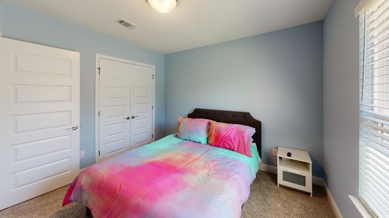 Photo of Bedroom in Oak Court