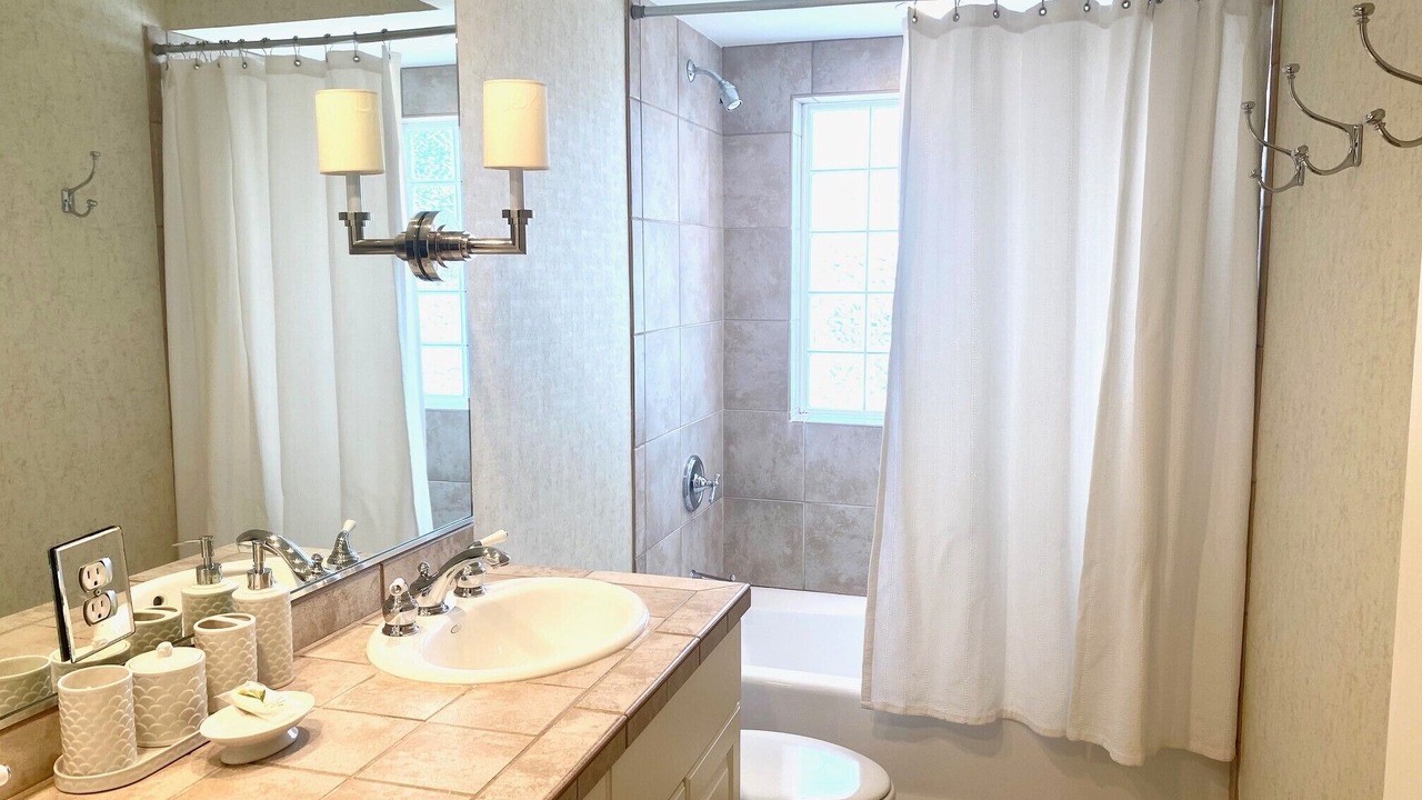 Photo of Bathroom in Seabrook Island