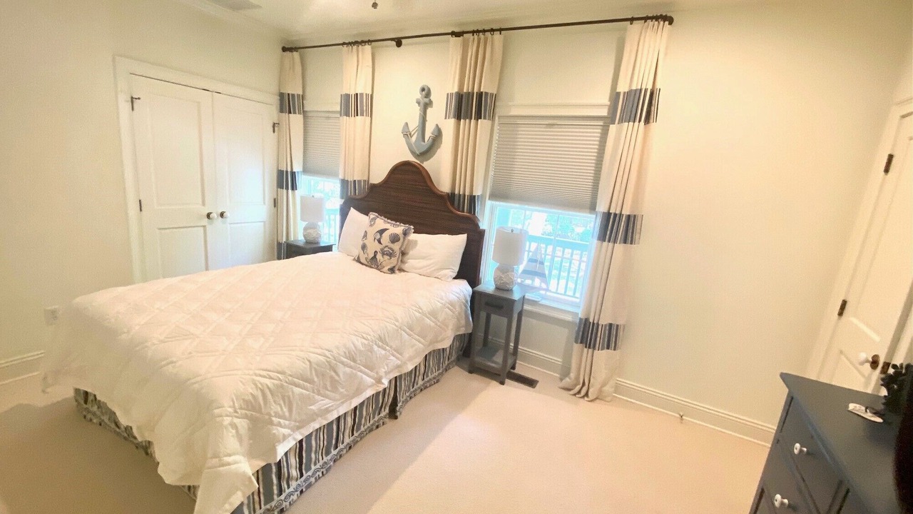Photo of Bedroom in Seabrook Island