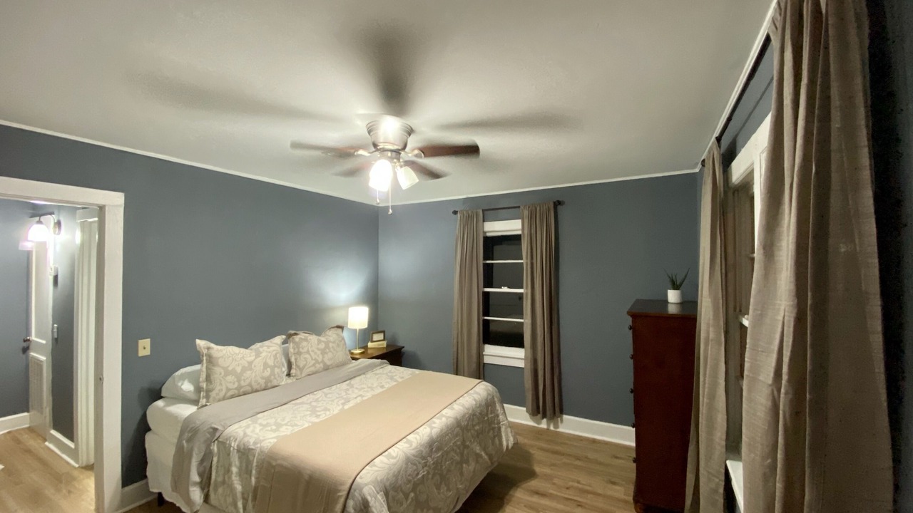 Photo of Bedroom in Douglas