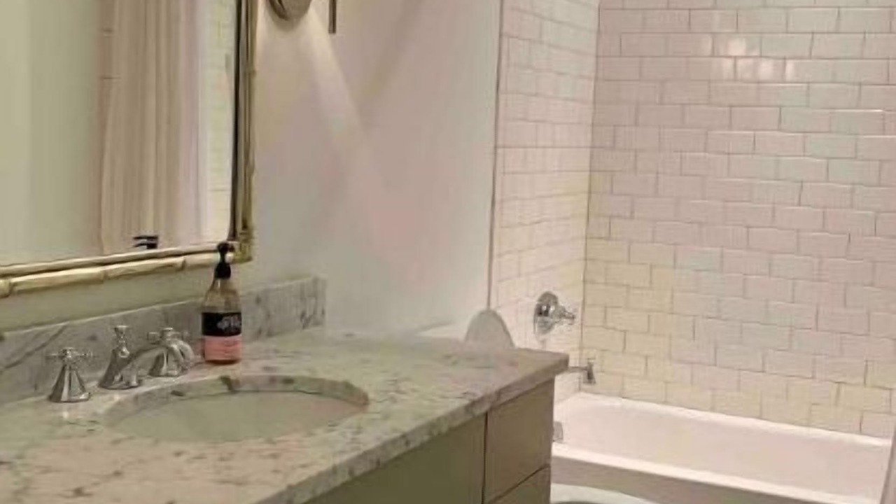 Photo of Bathroom in Crane Hill