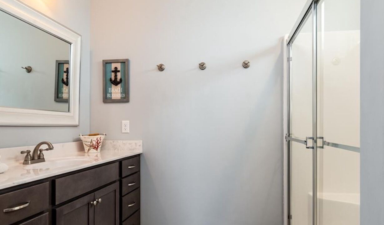Photo of Bathroom in Dauphin Island