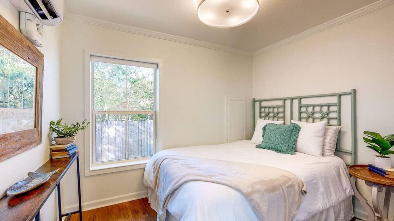 Photo of Bedroom in Ocean Springs